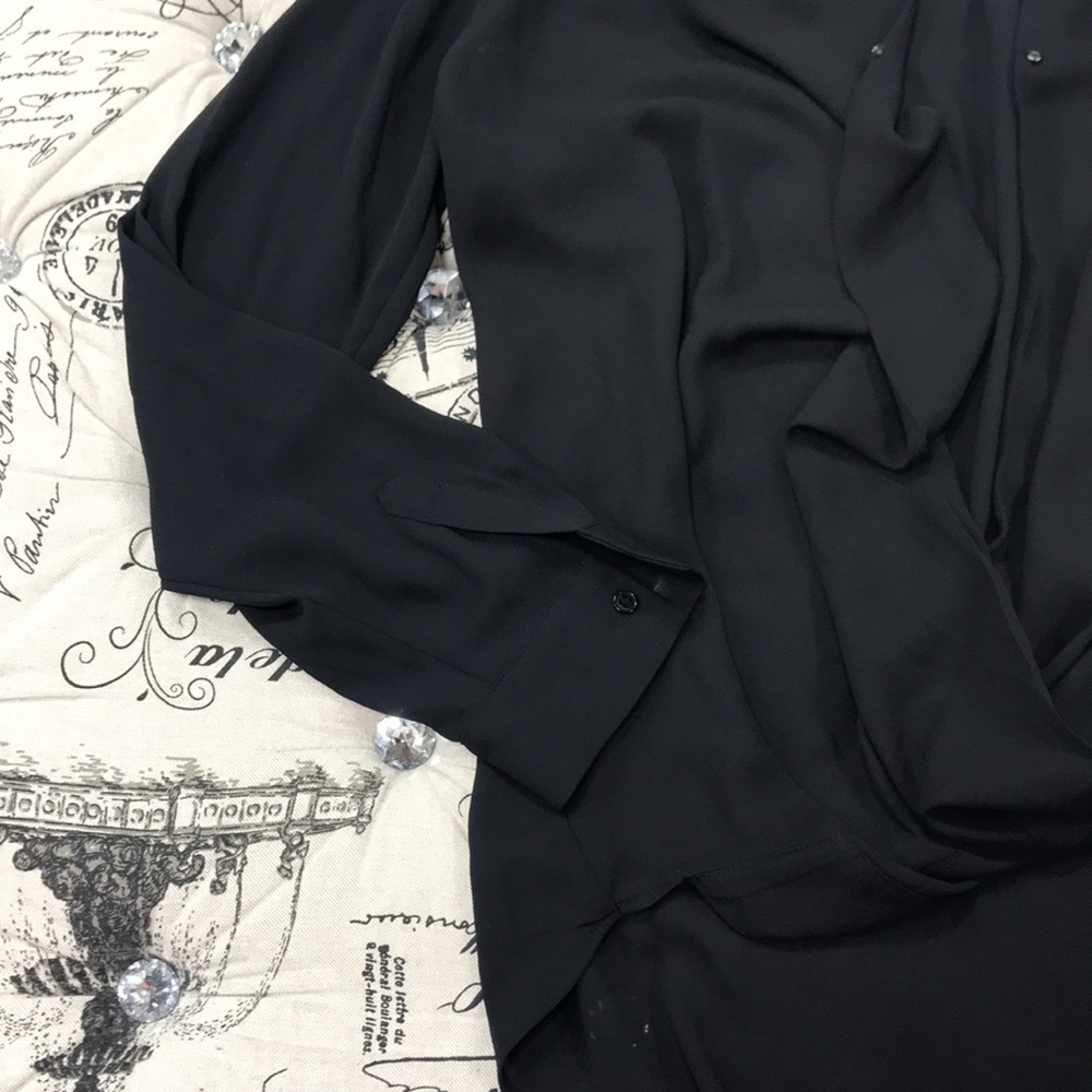 🎁 Pleione Faux Wrap Blouse - Picture 6 of 7